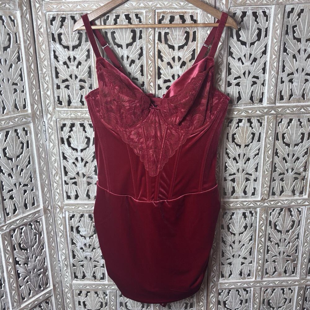 Savage X Fenty Renaissance Plush Rush Red Velvet Corset Dress Bustier Glam Sexy